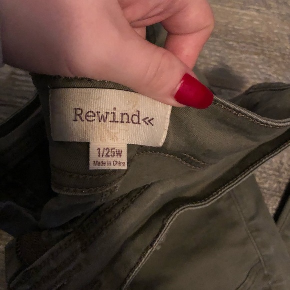 Jean - Picture 3 of 3